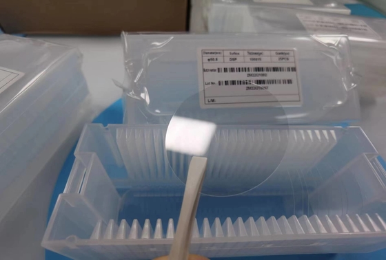 Купить вафли сапфира толщины 100um 0.1mm с поверхностью DSP в запасе Производство в сети