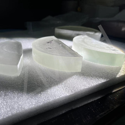 Купить Белый мойсанит кристаллы SiC чисто прозрачные сверхжесткие для ювелирной промышленности Производство в сети