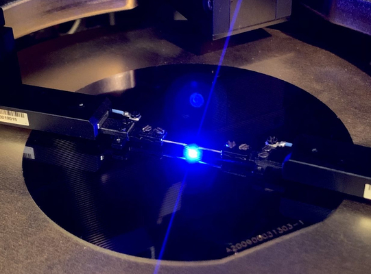 Купить 8INCH 12INCH 6INCH GaN-На-Si EPI-WAFERS для применения СИД RF силы Производство в сети